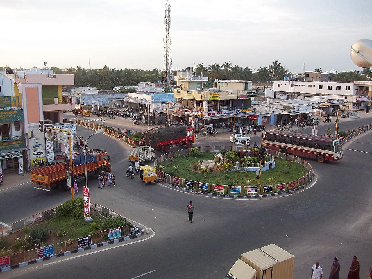 Wholesale products and delivery services in Tiruppur